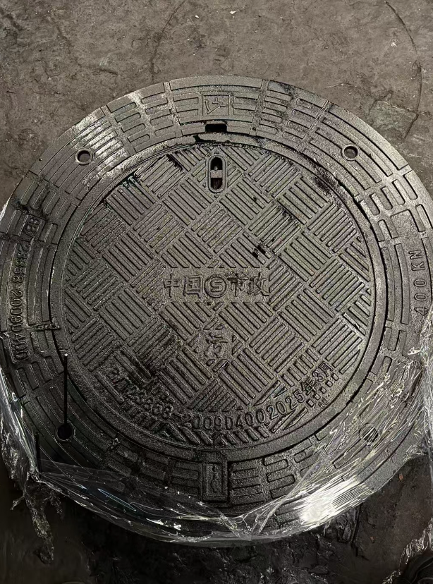 中方球墨铸铁防沉降井盖展示